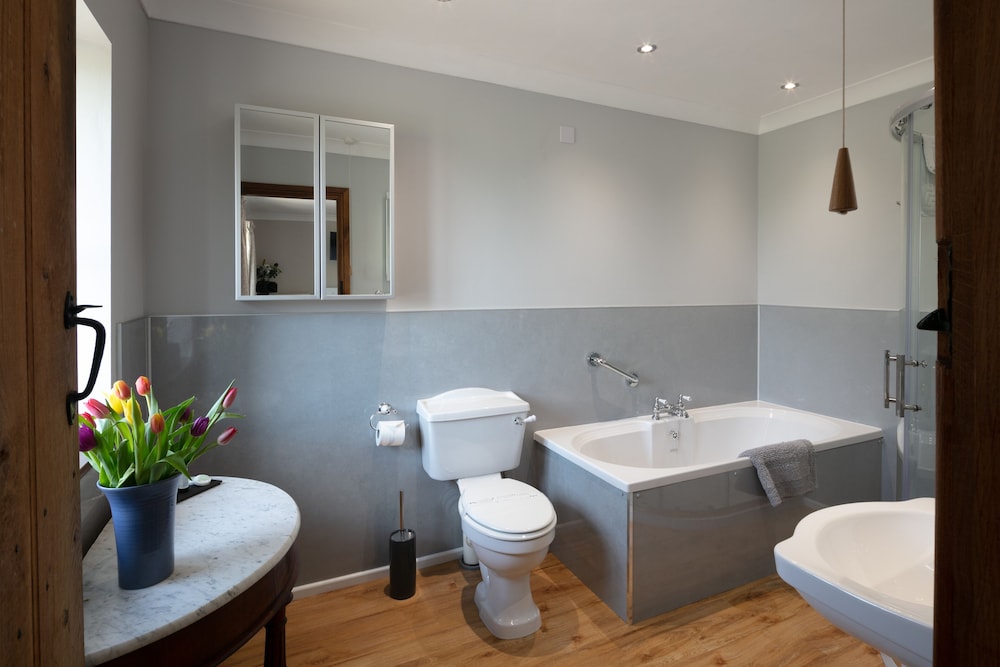 Premium Double Room (Pen Y Fan) photo 2