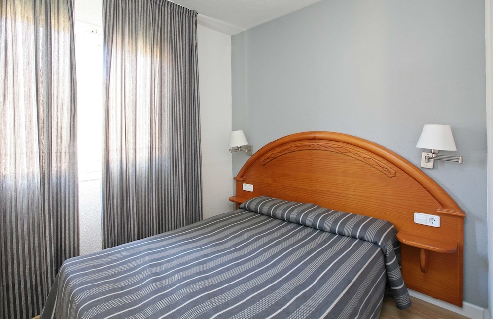 Duplex, 2 Bedrooms photo 2