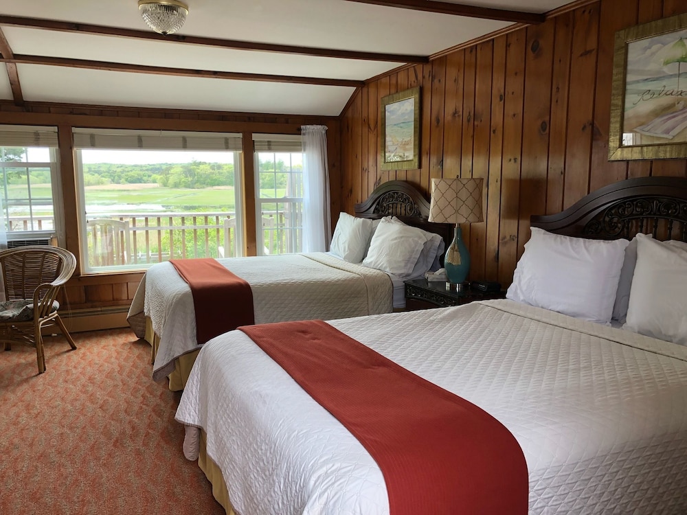 Room, 2 Queen Beds, Balcony