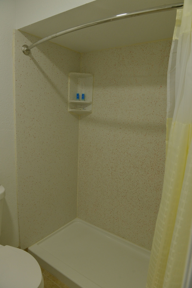 Room, 2 Queen Beds, Non Smoking - Photo 2