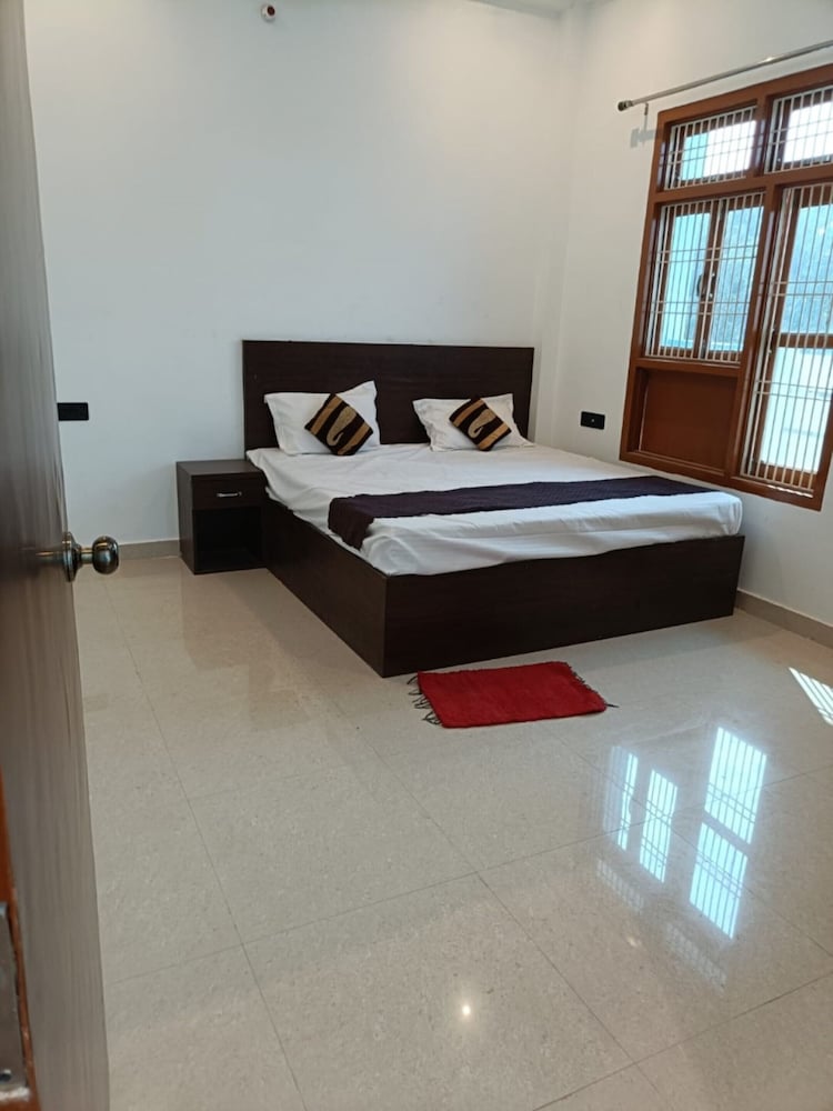 Deluxe Double Room, City View