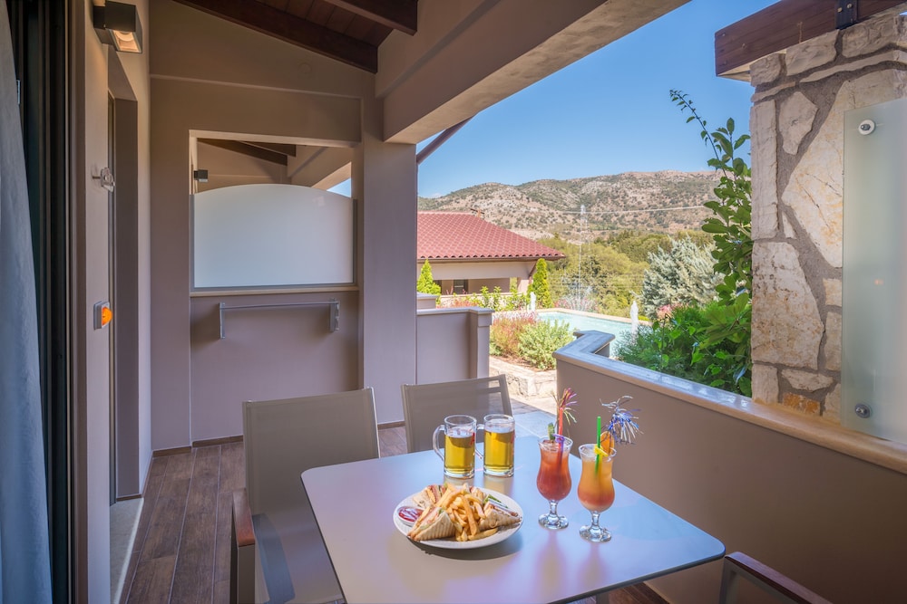 Executive Suite, Mountain View - Photo 12