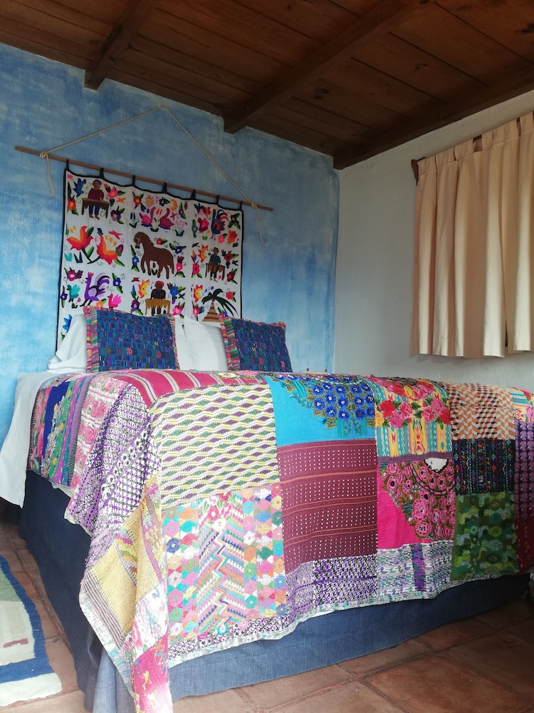 Standard Double Room, 1 Double Bed, Shared Bathroom, Mountain View photo 2