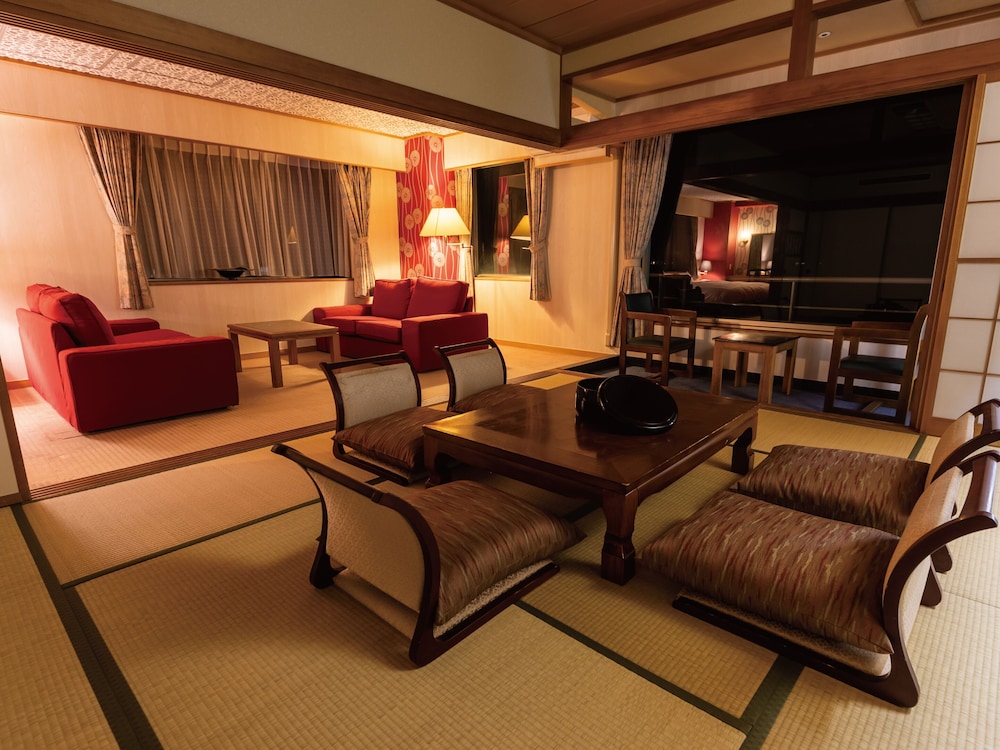 Deluxe Suite - Photo 14