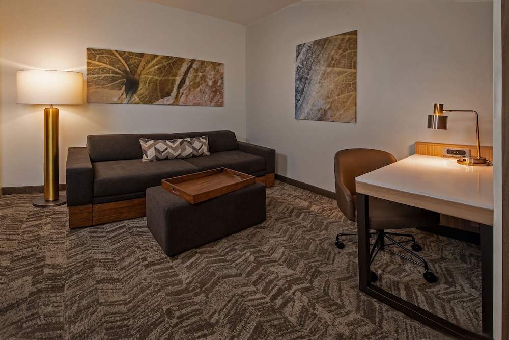 Suite, Multiple Beds - Photo 2