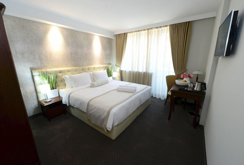 Standard Double Room, Balcony photo 2