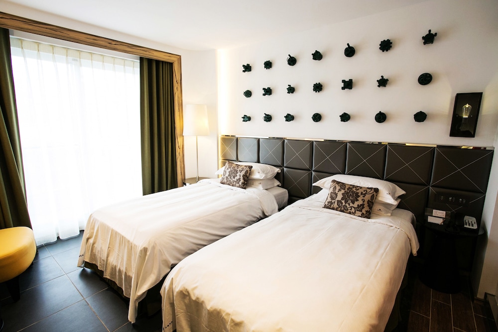 Provence Twin room mountain view (provide 2 single beds combine service) - Photo 3