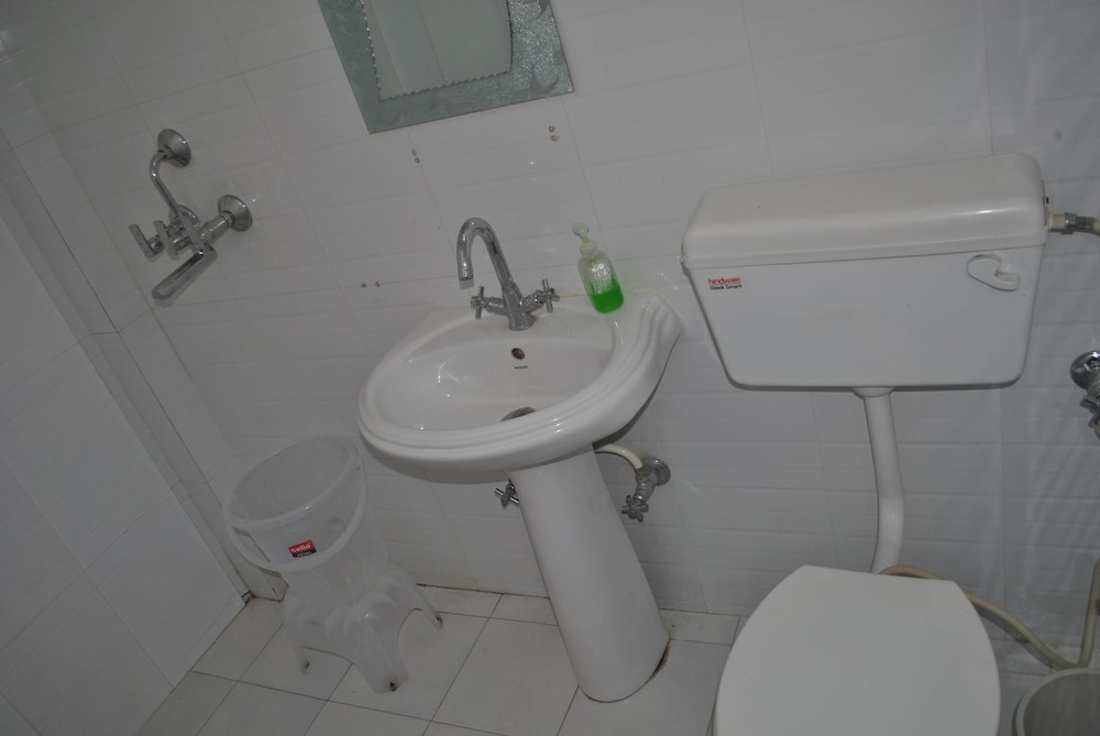 Super Deluxe Room - Photo 10