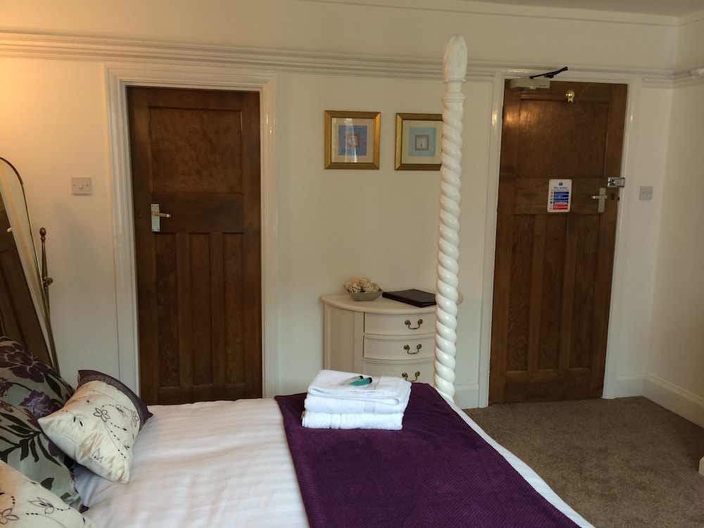 Double Room, Ground Floor (Four Poster Bed) photo 1