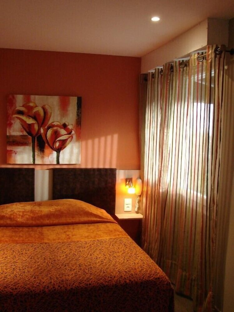 Double Room - Photo 5