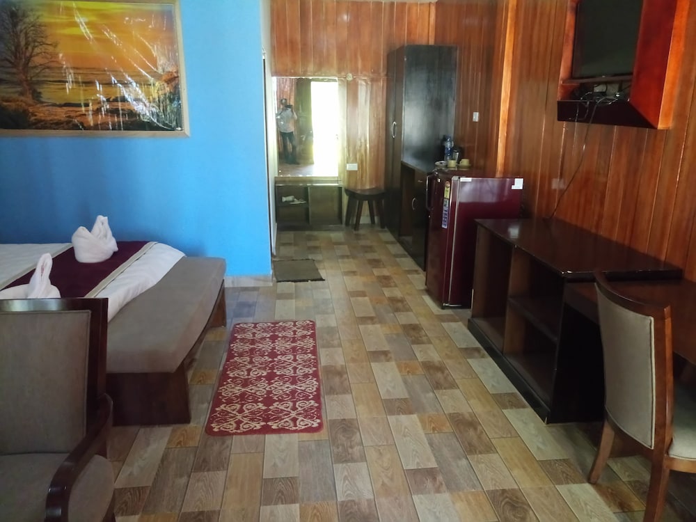 Royal Studio Suite photo 3