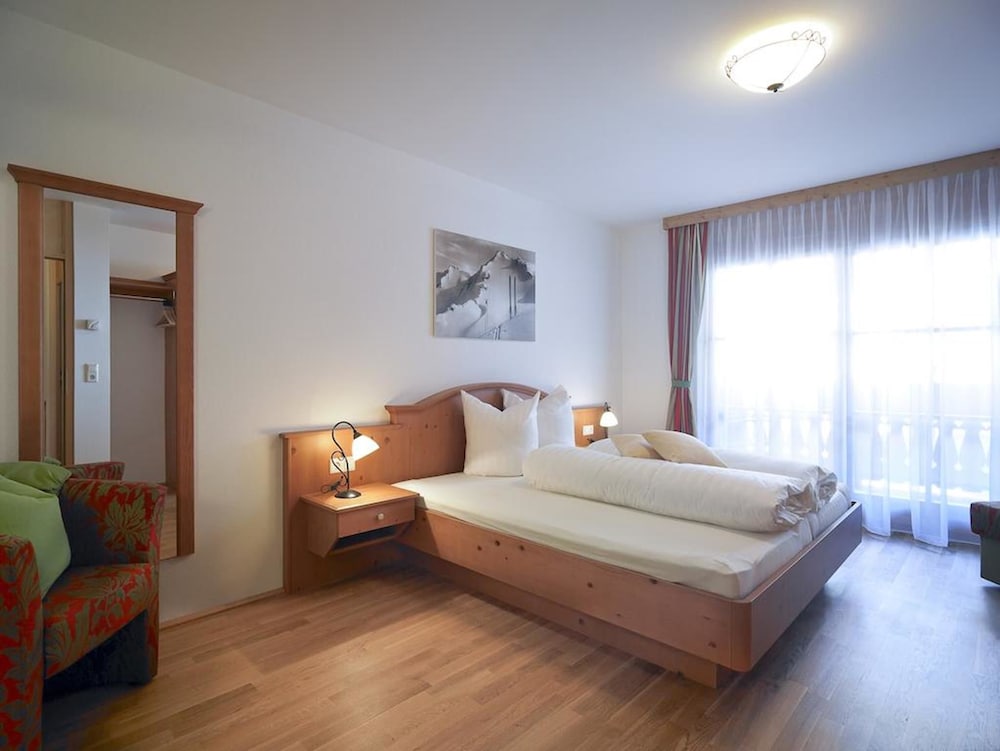 Apartment (Top 6) photo 1