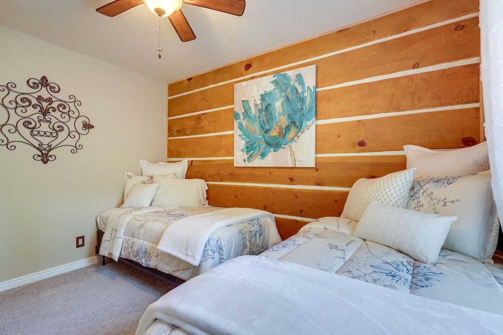 House (2 Bedrooms) photo 1