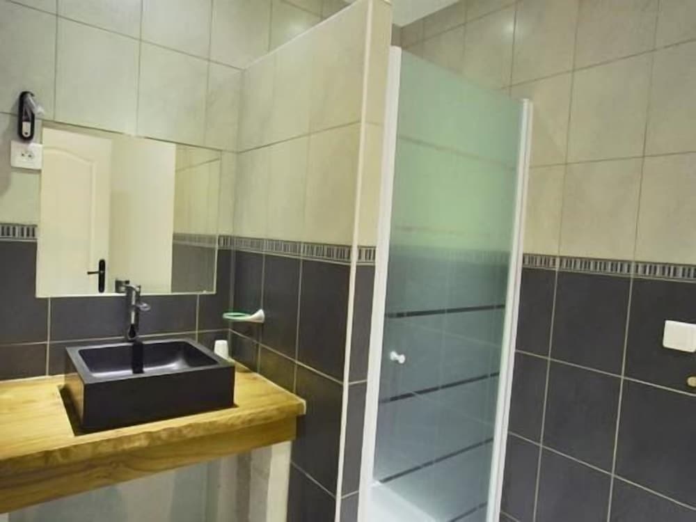 Apartment, Ensuite photo 3