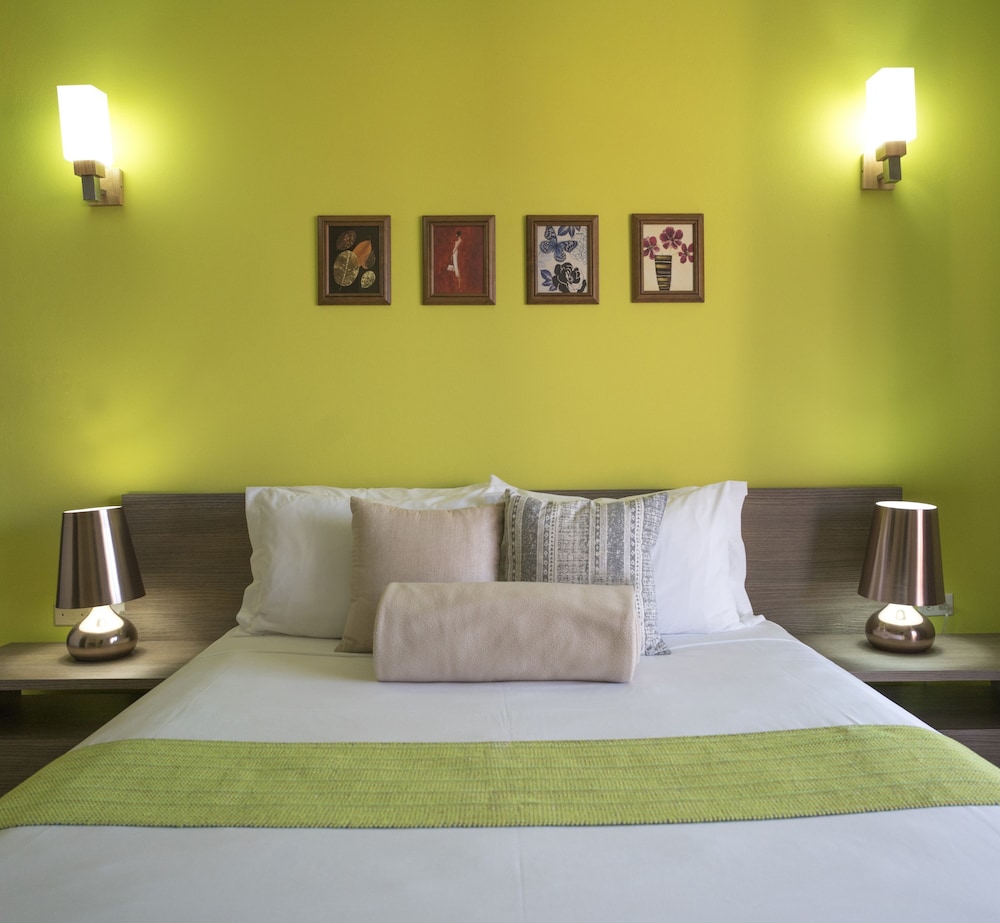 Design Apartment, 2 Bedrooms, Kitchen, Garden View photo 3