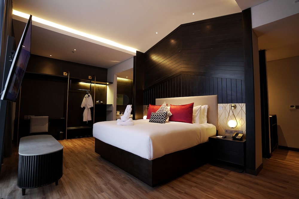 Suite King Non Smoking - Photo 1