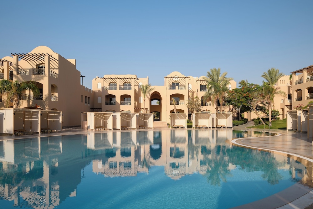 Superior Room, Pool View (Queen or Twin)