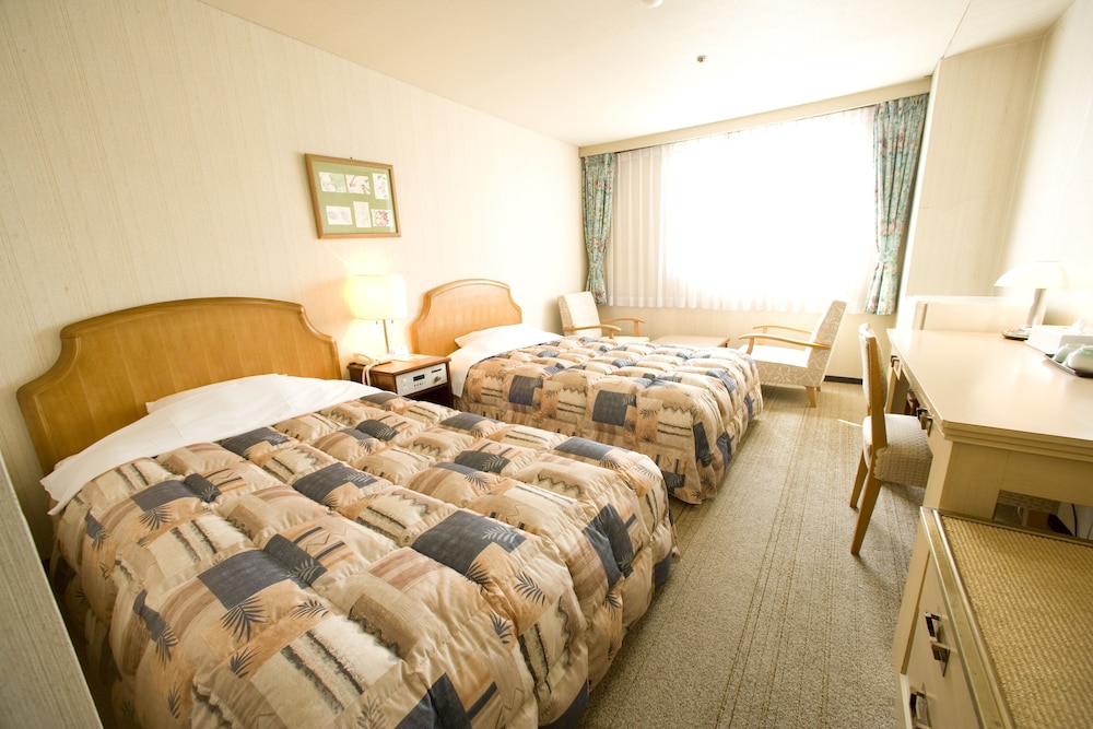 Standard Twin Room, 2 Bedrooms, Non Smoking photo 3