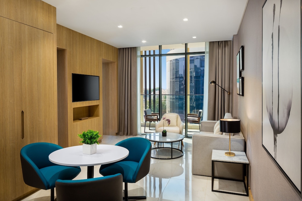 Avenue Family Room