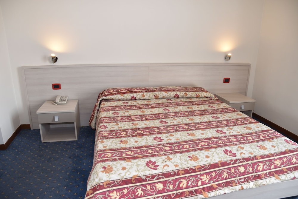 Double Room, 1 Bedroom photo 2