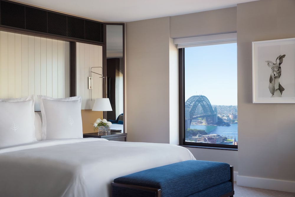 Sydney Harbour Studio Club Suite