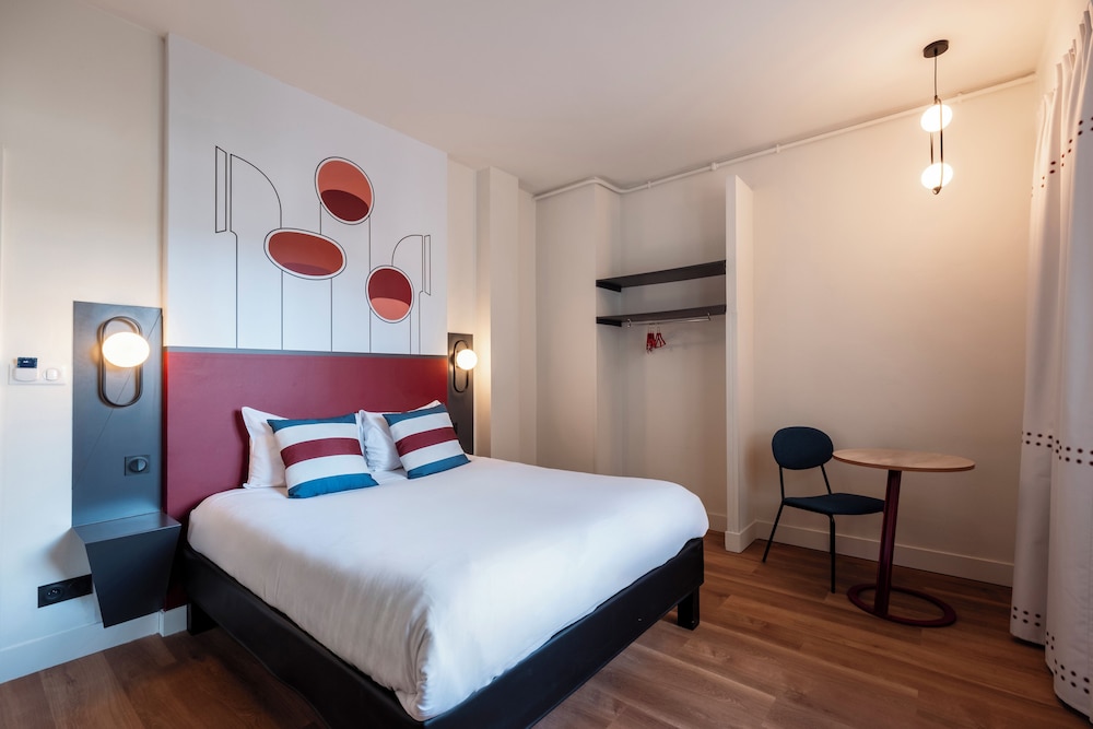 Standard Room, 1 Double Bed - Photo 4