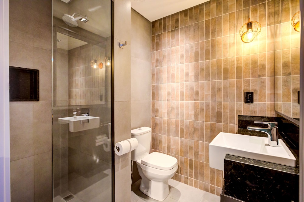 Deluxe Double Room - Photo 7