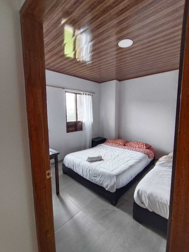 Basic Room photo 2