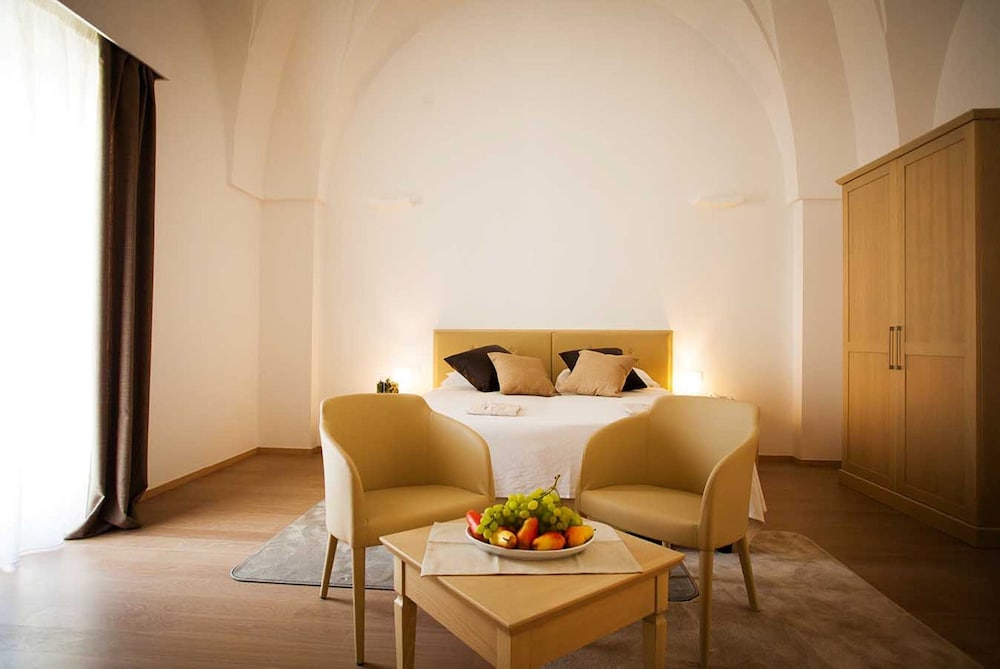 Suite (3 People) photo 2
