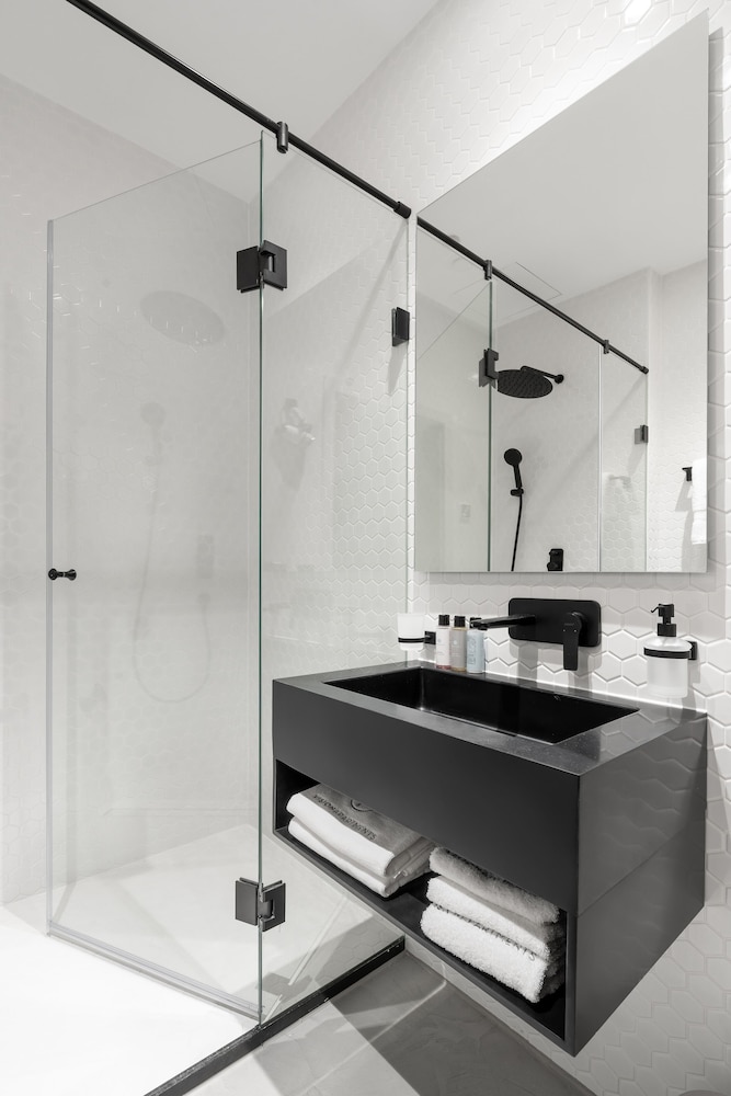 Duplex, 1 Bedroom - Photo 5