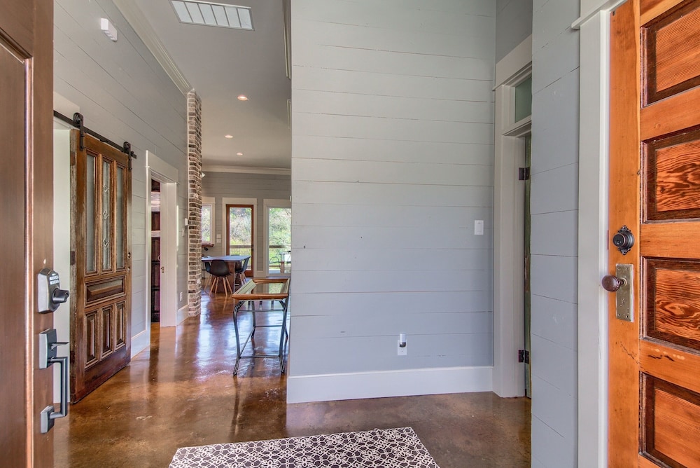 House, 4 Bedrooms