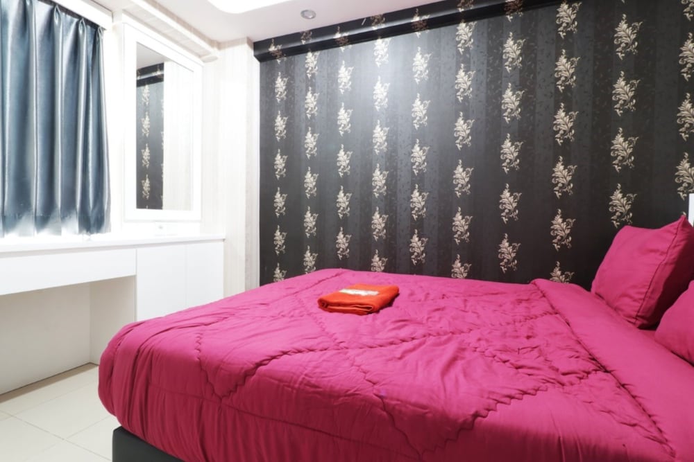 2 Bedrooms - Photo 1