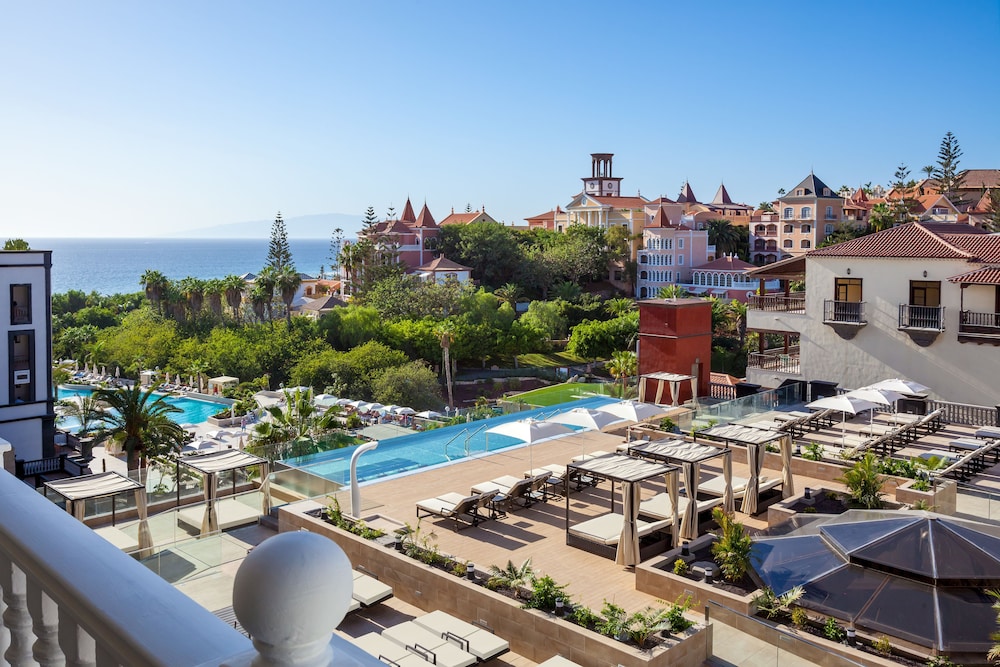 Exclusive Suite, Sea View