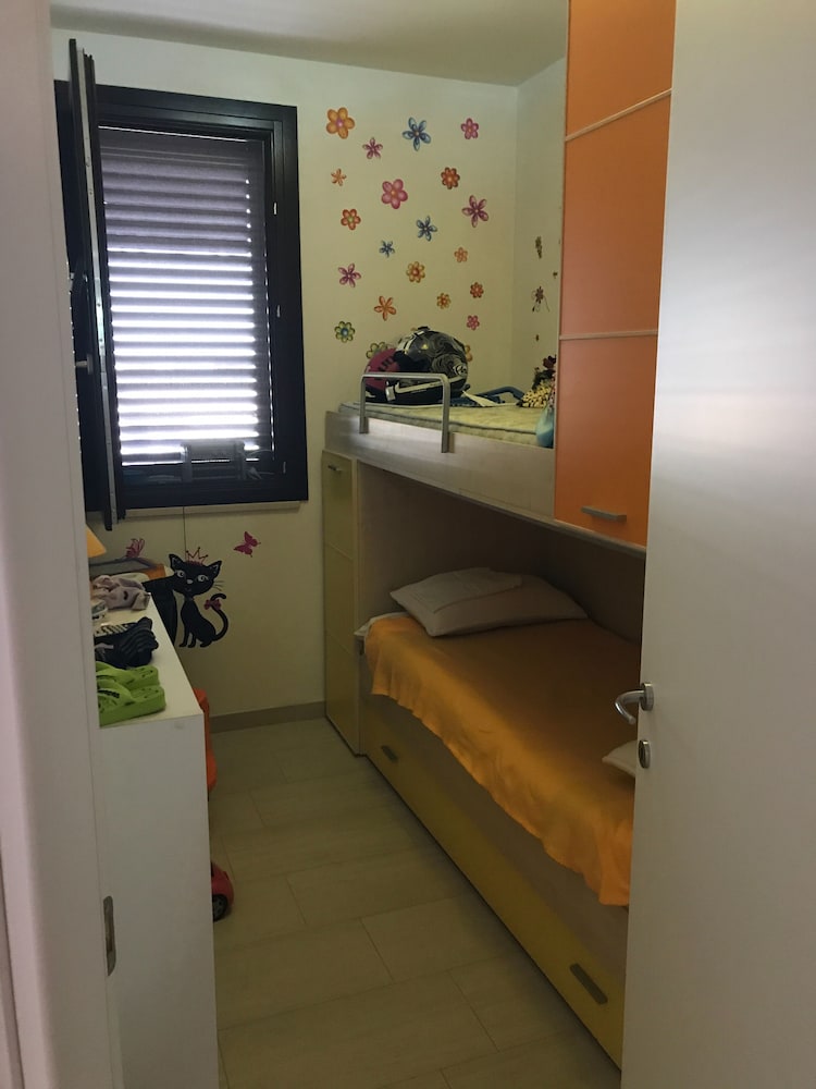 Apartment, 2 Bedrooms, Smoking, Balcony