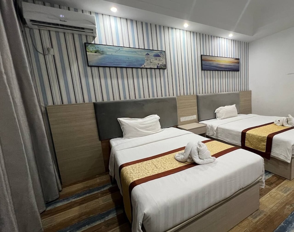 Standard Twin Room photo 2