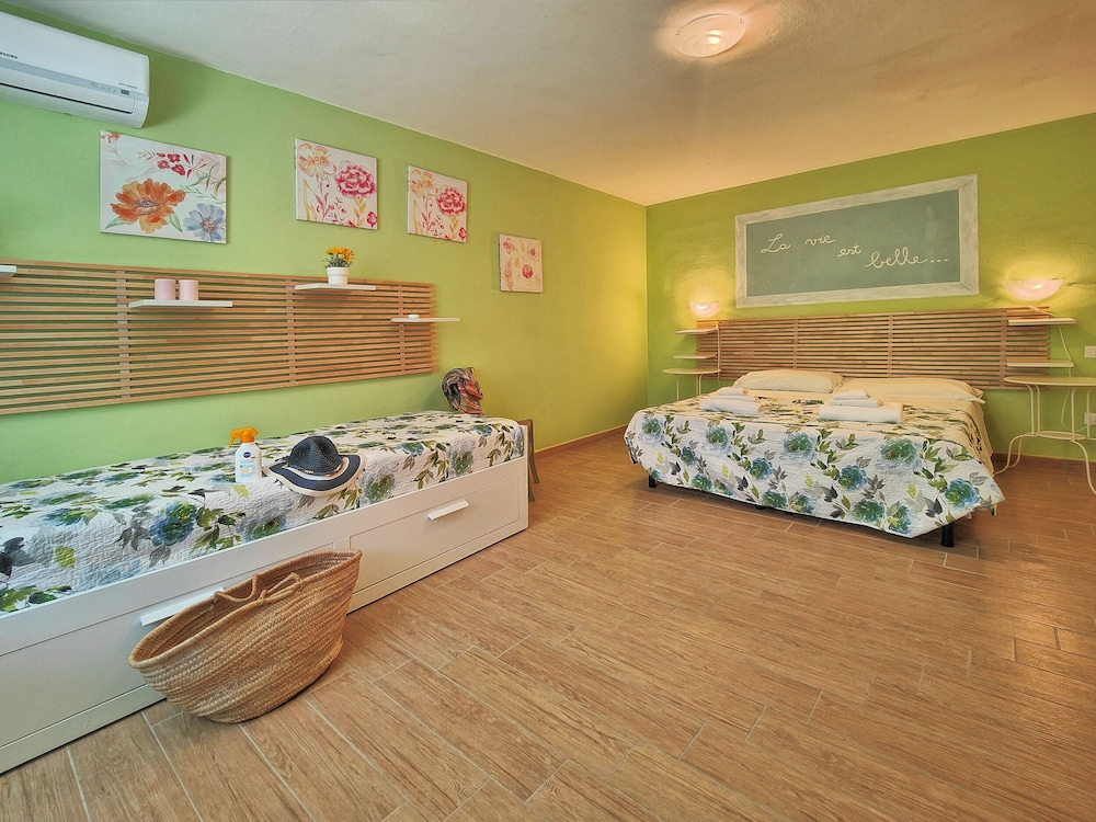 Comfort Apartment, 2 Bedrooms, Patio, Ground Floor photo 1