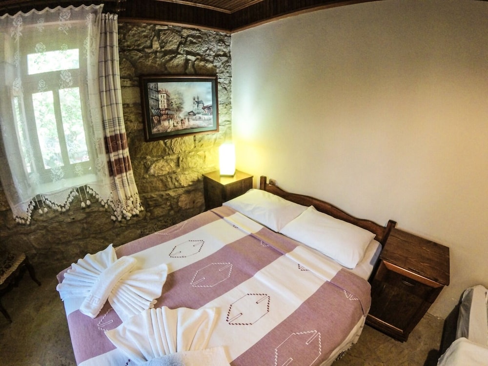 Double Or Twin Room photo 1