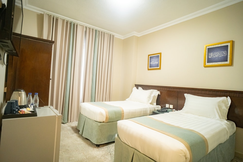Standard Double or Twin Room - Photo 1