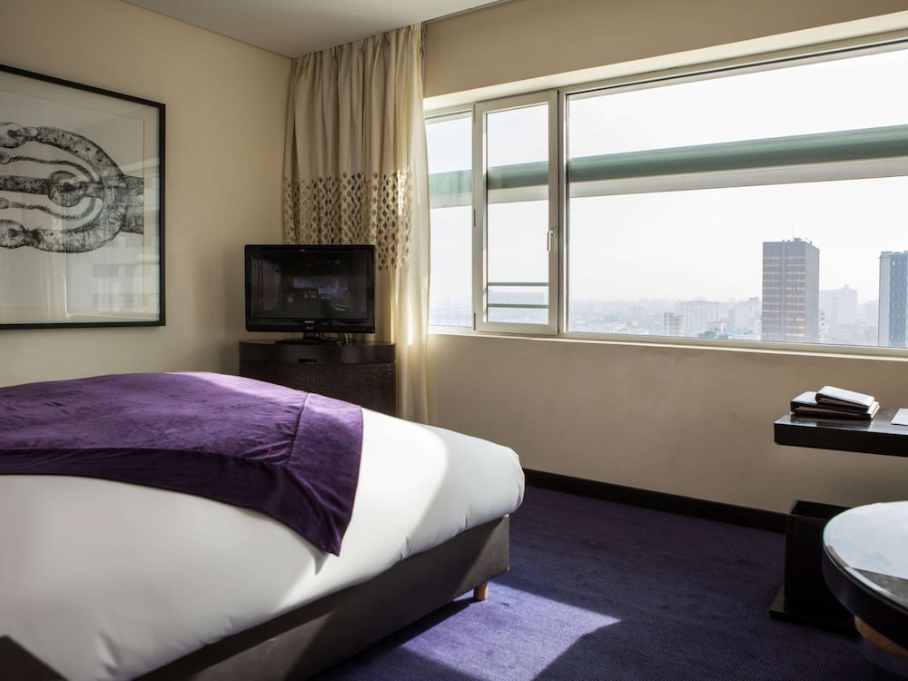 Classic Room, 1 King Bed, City View - Photo 6