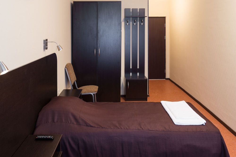 Standard Double or Twin Room photo 2