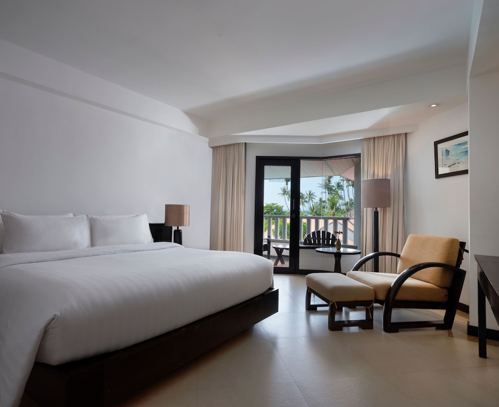Grand Superior Seaview - Photo 2