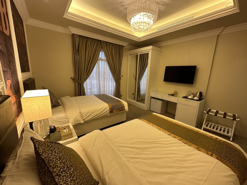 Twin Room - Photo 2