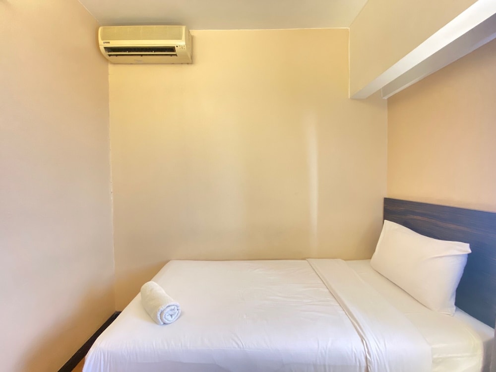 Room - Photo 6