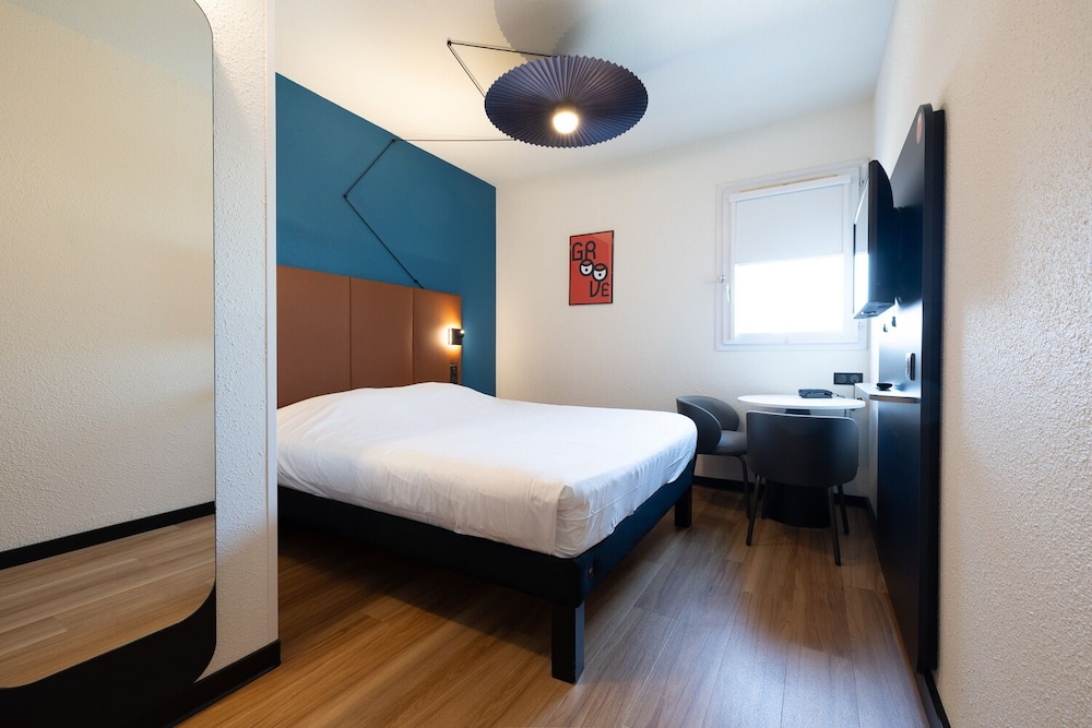 Standard Room, 1 Double Bed - Photo 7
