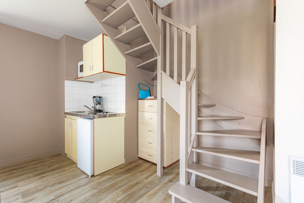 Standard Apartment - Photo 4