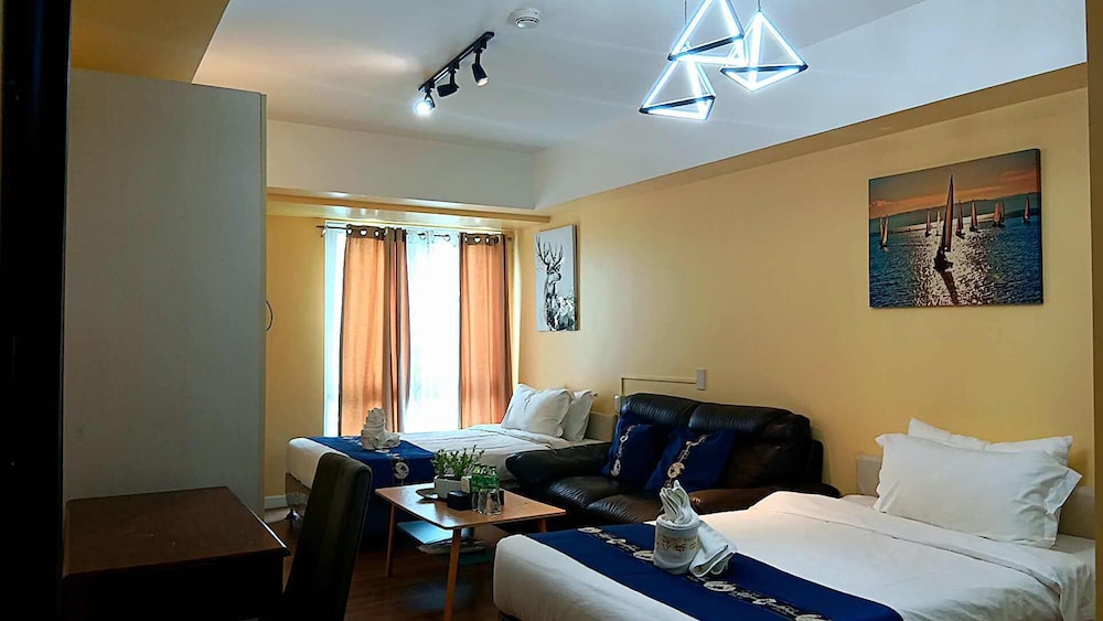 Studio Suite, Sea View
