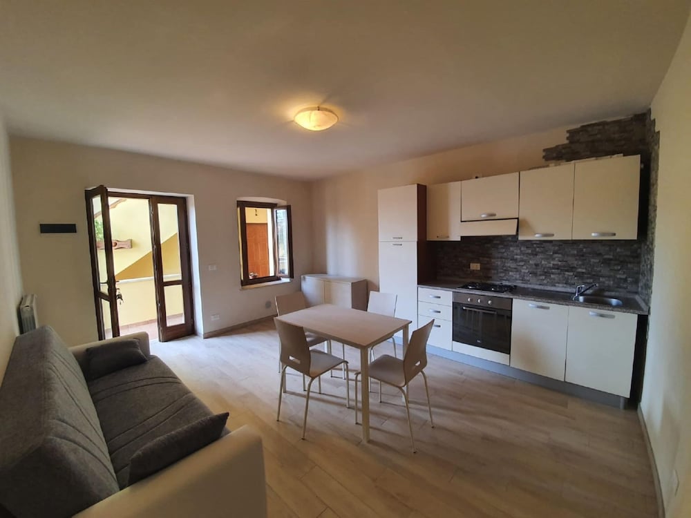 Apartment photo 1