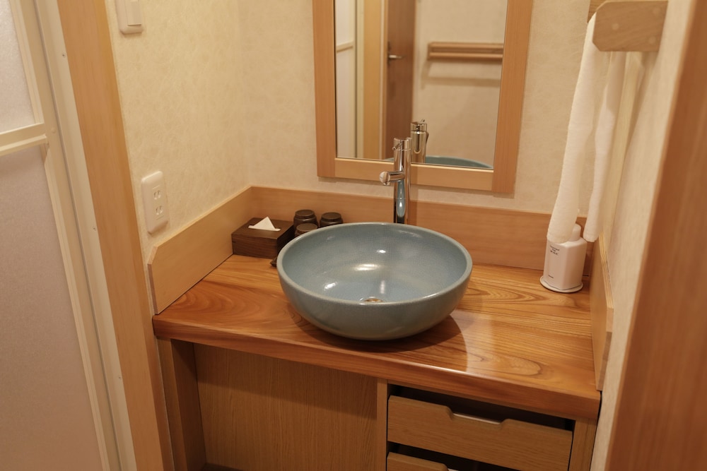 Deluxe Twin Room, Non Smoking - Photo 14