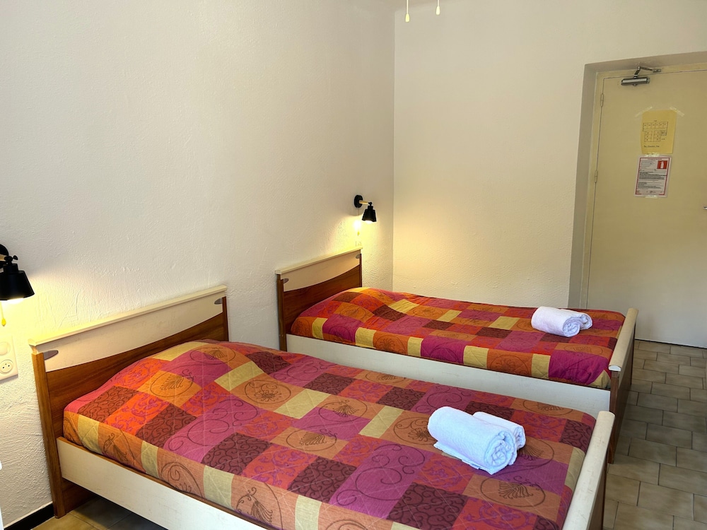 Standard Twin Room photo 1