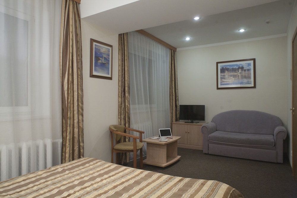 Classic Double Room photo 3